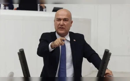 CHP İzmir Milletvekili Murat Bakan: “Başakşehir Kaymakamı ceza yazan polisi Emniyet Müdürüne şikayet etti mi”