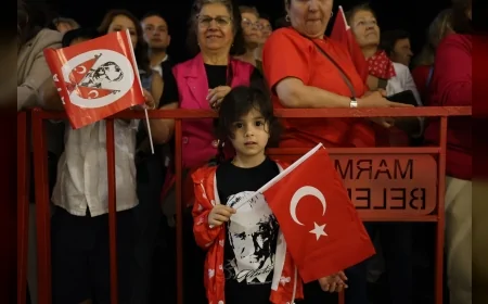 Marmaris Belediye Başkanı Acar Ünlü: “19 Mayıs Türk’ün varoluşunun ilk işaret fişeğiydi, iyi ki doğdun Büyük Atatürk”