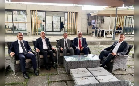 ELAZIĞ TİCARET VE SANAYİ ODASI BAŞKANI İDRİS ALAN ANKARA’DA MİLLETVEKİLLERİYLE ŞEHRİN EKONOMİK GELECEĞİNİ GÖRÜŞTÜ