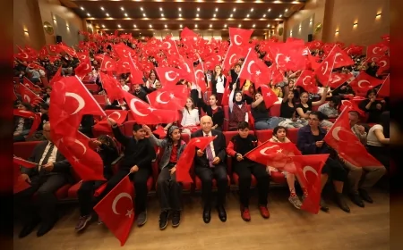 Yenimahalle’de 19 Mayıs Coşkusu Cumhuriyet Akademisi’nde İlber Ortaylı Kütüphanesi Açılışıyla Taçlandı