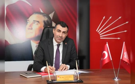 CHP Adana İl Başkanı Anıl Tanburoğlu: “Mustafa Kemal Atatürk’ün Yaktığı Bağımsızlık Meşalesi Sonsuza Dek Yanacak”