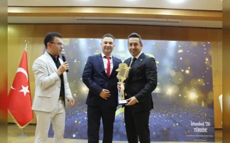Uluslararası Radyocular Birliği’nden Bahadır Bulut’a ödül: “Alınan her ödül topluma daha fazla hizmet sorumluluğudur”