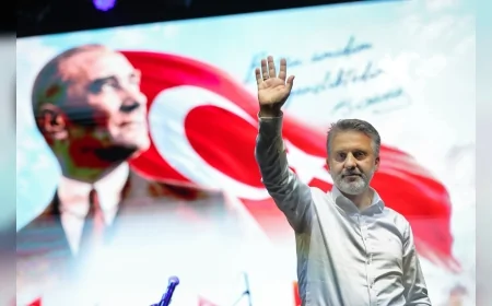 Bursa’da 19 Mayıs Coşkusu Oğuzhan Koç Konseri ve Gençlik Etkinlikleriyle Zirveye Taşındı