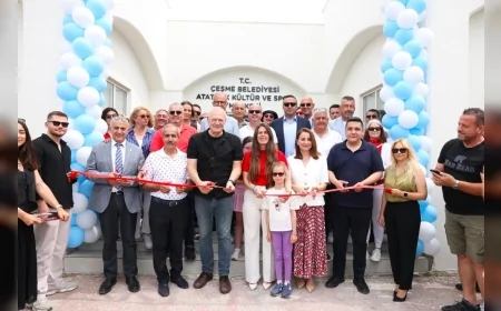 Çeşme’de 19 Mayıs Coşkusu Ilıca Atatürk Kültür ve Spor Merkezi Açılışıyla Kutlandı