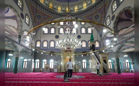Maltepe Belediyesi Kurban Bayramı Öncesi İbadethanelerde Temizlik Çalışmalarını Sürdürüyor