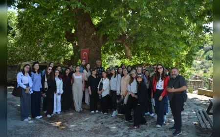 Egeli Sosyoloji Öğrencileri Karaburun Yayla Mahallesi’nde Kırsal Dönüşümü Yerinde İnceledi
