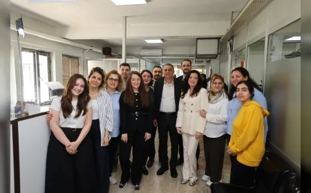 Şehzadeler Belediye Başkanı Hakan Şimşek Personelle Bayramlaşarak Birlik ve Beraberlik Mesajı Verdi
