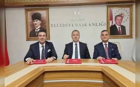 Sivas Belediye Başkanı Dr. Adem Uzun: “Meslek odalarını tek çatı altında buluşturacak hizmet binasını şehrimize kazandıracağız”