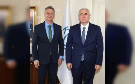 Yargıtay Onursal Başkanı ve Kamu Başdenetçisi Mehmet Akarca: “Disiplin hukuku alanında önemli bir başucu eseri”