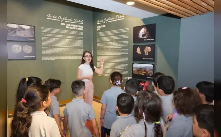 Dikili Belediye Başkanı Adil Kırgöz: “Kentimizin belleğini gelecek kuşaklara aktarmayı sürdüreceğiz”