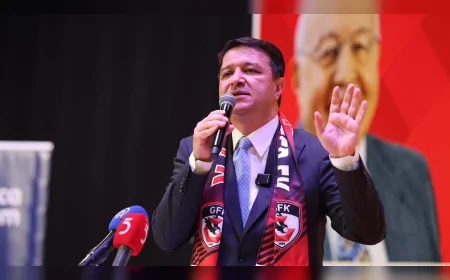Saadet Partisi Genel Başkanı Mahmut Arıkan: “Ankara’da her şeyi konuşuyorlar ama asgari ücreti konuşmuyorlar, Gaziantep’te tablo ağırlaşıyor”