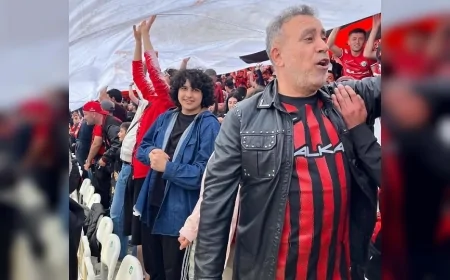 Ünlü Sanatçı Haluk Levent Hastane Sürecinin Ardından Çorum FK İçin Konya Tribünlerinde Yerini Aldı