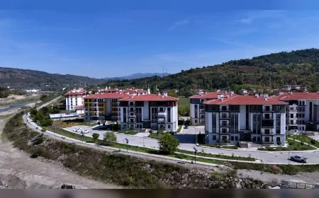 Çevre, Şehircilik ve İklim Değişikliği Bakanı Murat Kurum: “Dar gelirli ailelerimizi güzel yuvalarına kavuşturmaya devam edeceğiz”