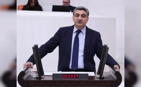 DEVA Partisi Genel Başkan Yardımcısı Mehmet Emin Ekmen: “Köklü kurumlar bu kadar kolay heba edilmemeli”