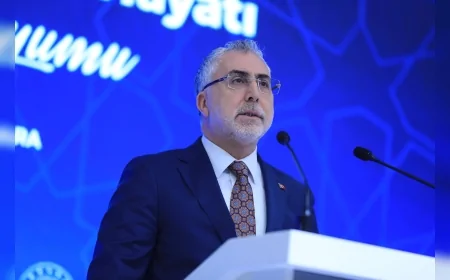 Çalışma ve Sosyal Güvenlik Bakanı Prof. Dr. Vedat Işıkhan: “Bayramda çalışma hayatının tüm paydaşlarıyla hemhal olacağız”