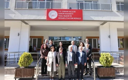 Çorum Valisi Ali Çalgan’dan huzurevinde kalan yaşlılara Kurban Bayramı ziyareti