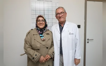 Prof. Dr. Ömer Faruk Şendur: “Omuz Ağrılarını Hafife Almayın, Erken Teşhis Tedavi Şansını Artırır”