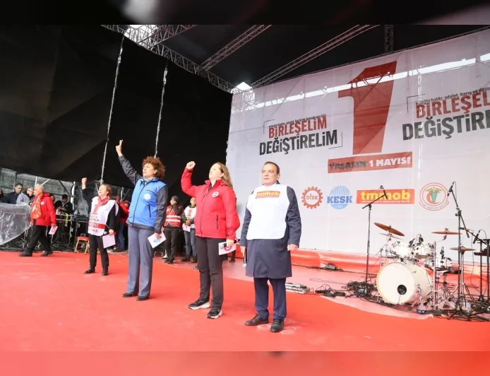 KESK Eş Genel Başkanı Ayfer Koçak: “Bu düzeni biz değiştireceğiz” ortak 1 Mayıs manifestosu alanlarda okundu