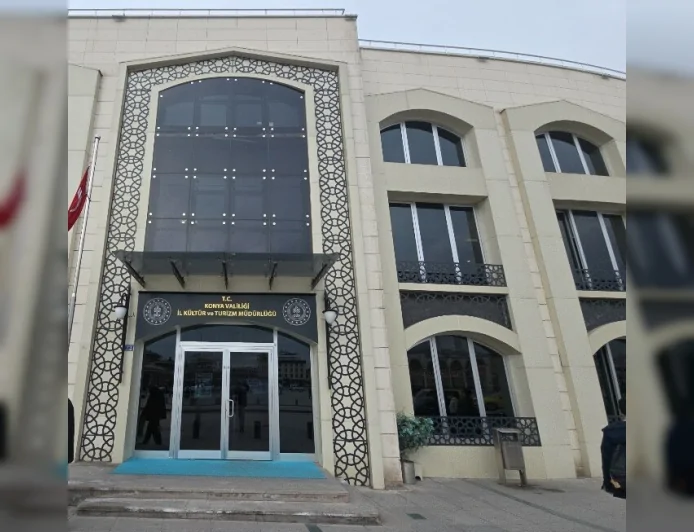 Konya İl Kültür ve Turizm Müdürü Fikret Fidan göreve başladı şehir turizmde çok yönlü potansiyelini sürdürüyor