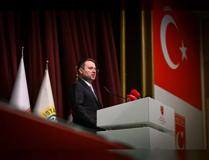 ADALET BAKANI AKIN GÜRLEK: “TÜRKİYE ARTIK YÖN VERİLEN DEĞİL, DENGE KURAN BİR ÜLKEDİR”