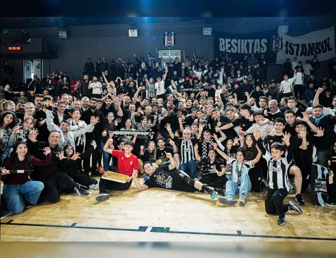 Gençlik ve Spor Bakanı Dr. Osman Aşkın Bak: “Şampiyon Beşiktaş’ı kutluyorum”