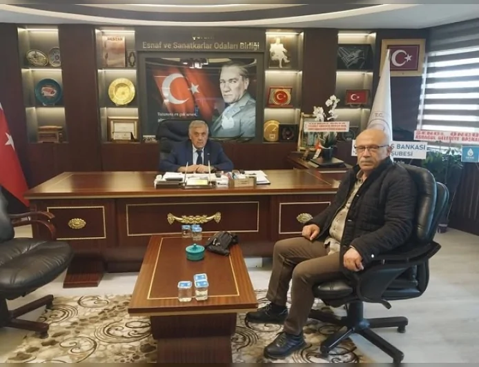 CUMHUR HABER AJANSI ÇORUM TEMSİLCİSİ DURAN ATAK: “RECEP GÜR’ÜN YENİDEN SEÇİLMESİ ESNAF CAMİASI ADINA ÖNEMLİ”