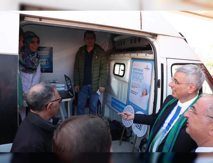 Sağlık Bakanı Prof. Dr. Kemal Memişoğlu: “Bırakalım Sigarayı, İçelim Rize Çayı”