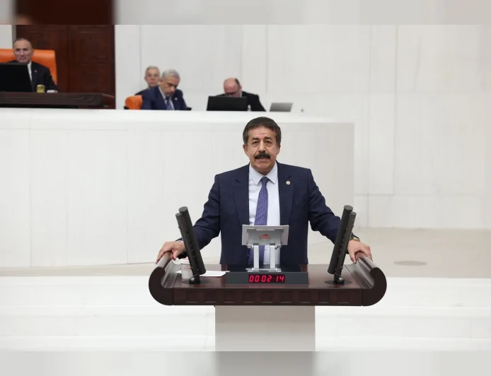 AK Parti Erzurum Milletvekili Av. Abdurrahim Fırat: “Avukatlar Düşmanınız Değil, Değer Görmeyi Hak Ediyor”