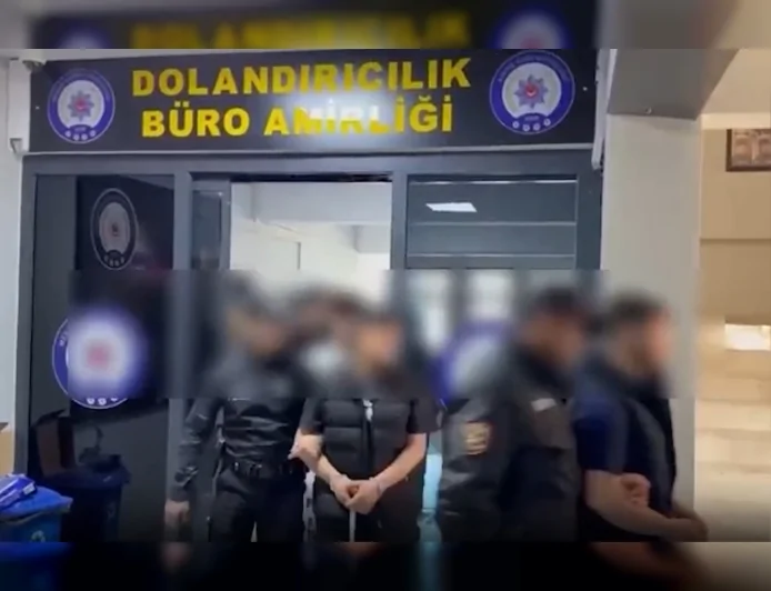 İçişleri Bakanlığı: “24 İlde Düzenlenen Operasyonlarda 936 Milyon TL’lik Dolandırıcılık Yapan 224 Şüpheli Yakalandı”