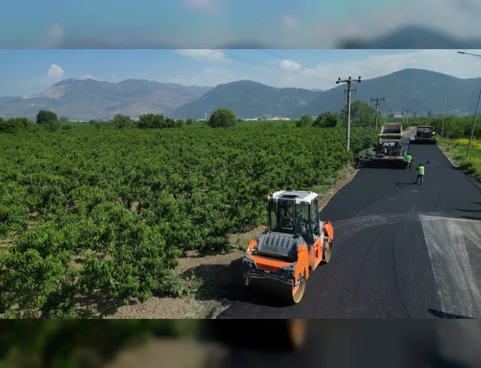 Bursa Büyükşehir Belediyesi Kestel’de Asfalt Çalışmalarını Aralıksız Sürdürüyor