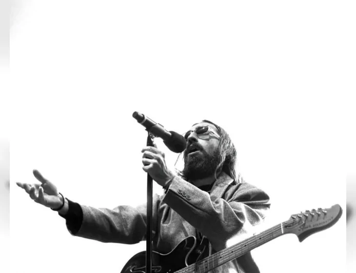Emre Fel Çorum’da Konser Verecek: 19 Mayıs Kutlamalarında Sahne Alacak