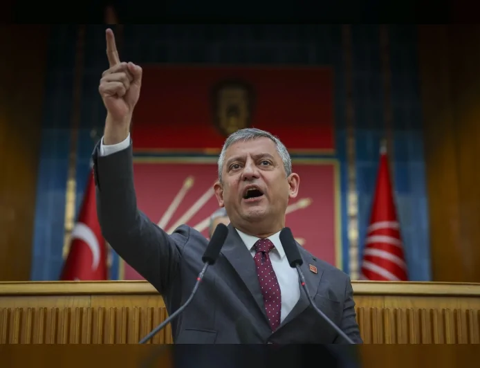 CHP Genel Başkanı Özgür Özel: “Bu Parti Tehditten Yılanların Değil, İktidara Yürüyenlerin Partisidir”