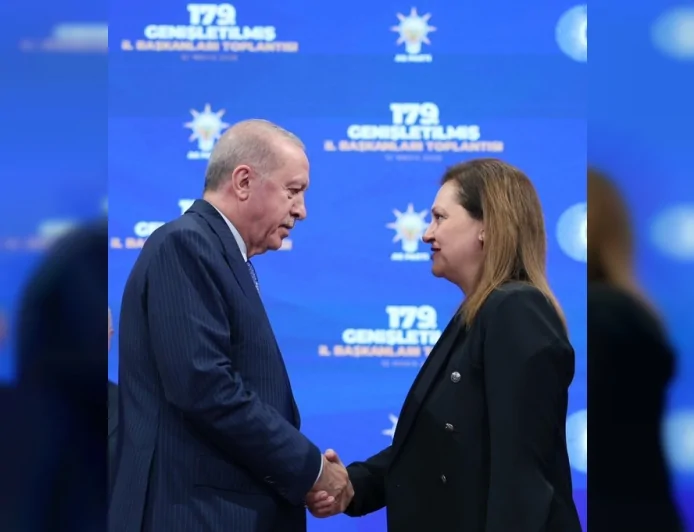 Aile ve Sosyal Hizmetler Bakanı Mahinur Özdemir Göktaş: “Toplumun değer yargılarına saygı duyanlarla aynı yolda yürüyeceğim”