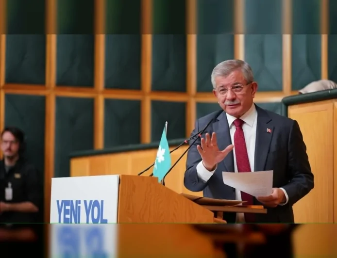 Gelecek Partisi Genel Başkanı Ahmet Davutoğlu: “Türkiye’de ahlaki çürüme ve zihni çölleşme yaşanıyor”