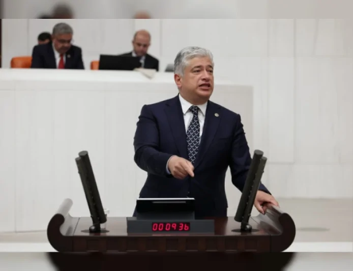 DEVA Partisi Sözcüsü Sadullah Kısacık: “Esnafı gözden çıkardınız”