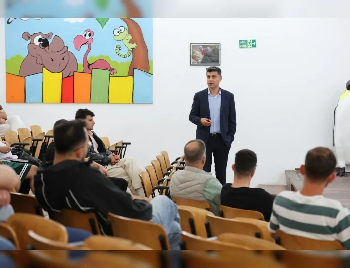 Bursa Büyükşehir Belediyesi evcil hayvan işletmelerine yönelik eğitim programı düzenledi
