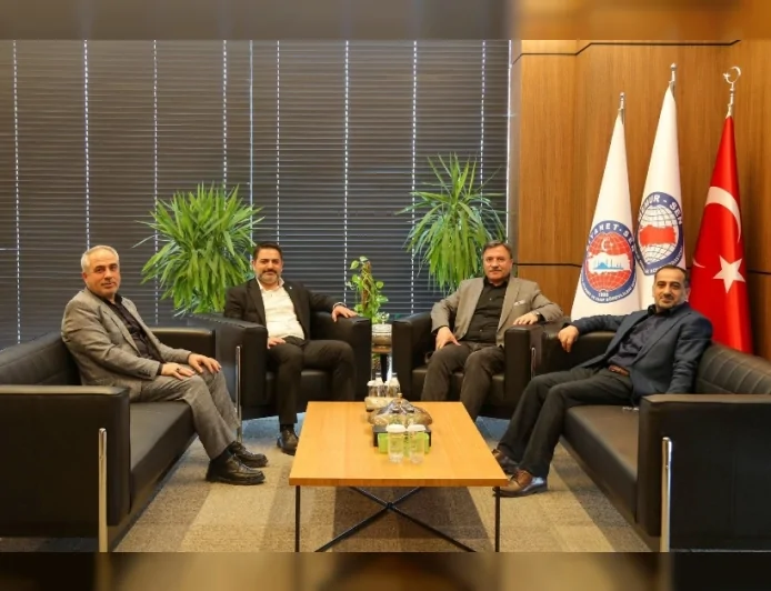 Memur-Sen Çorum İl Temsilcisi Fatih Okumuş’tan Diyanet-Sen Genel Başkanı Ali Yıldız’a ziyaret