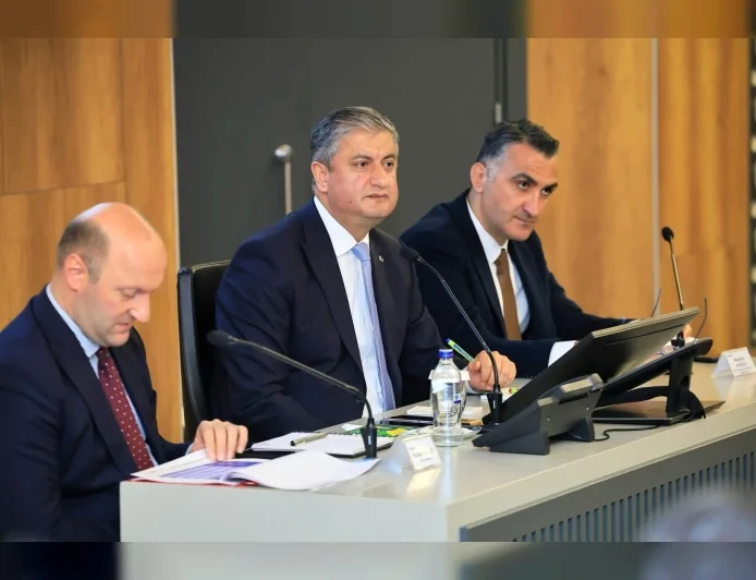 Adana Valisi Mustafa Yavuz: “Sokak Hayvanları ve Vatandaş Güvenliği Birlikte Ele Alınmalı”