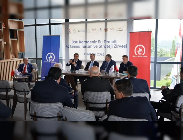 Düzce Belediye Başkanı Dr. Faruk Özlü: “Düzce’den Sinop’a kadar olan bölgeyi kalkındıralım istiyoruz”