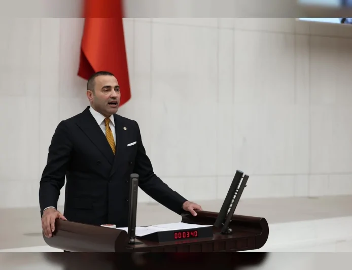 Aykut Kaya TBMM’de Uyardı: “Taşağıl Mahallesi’nde Trafik Can Güvenliğini Tehdit Ediyor”