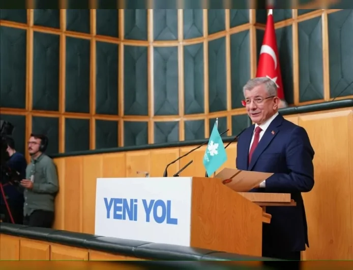 Gelecek Partisi Genel Başkanı Ahmet Davutoğlu: “Temiz Ekran Hareketi’ni gönülden destekliyorum”