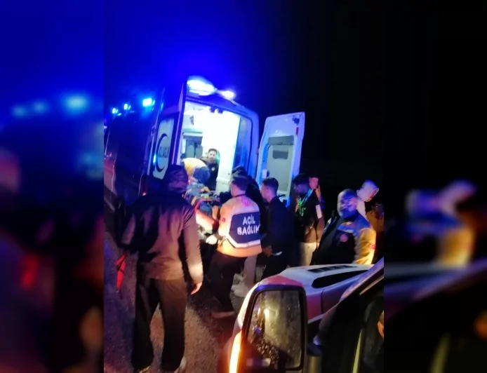 Kayseri’de Malatya Yeşilyurtspor Taraftarlarını Taşıyan Otobüs Devrildi, 27 Kişi Yaralandı