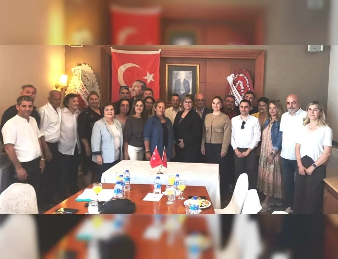 Marmaris Kültür ve Yardımlaşma Derneği ilk genel kurulunu yaparak faaliyetlerine resmen başladı