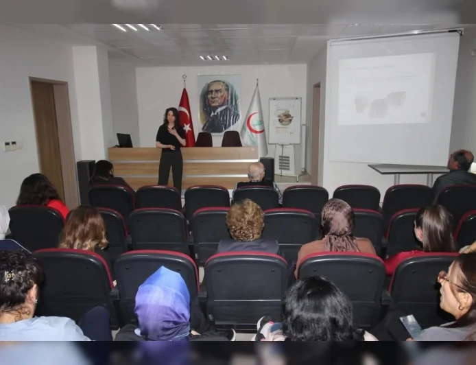Çorum İl Sağlık Müdürlüğü’nde fiziksel aktivite ve dengeli beslenme eğitimi düzenlendi