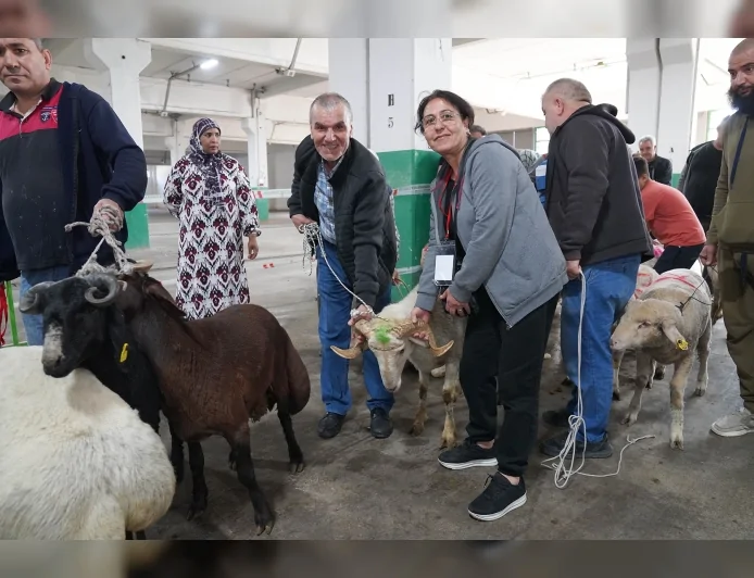 Tepebaşı Belediyesi Kurban Bayramı’nda Ücretsiz ve Hijyenik Kesim Hizmeti Sundu