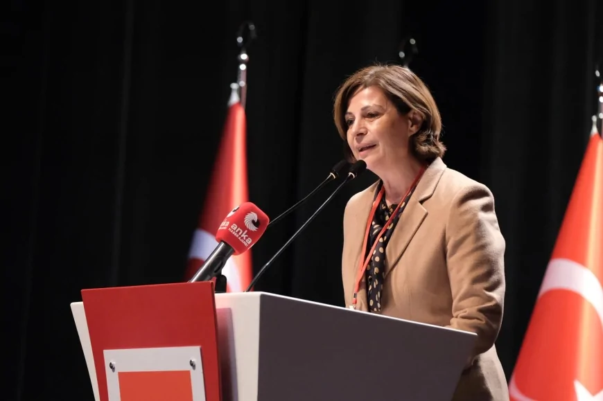 ESKİŞEHİR BÜYÜKŞEHİR BELEDİYE BAŞKANI AYŞE ÜNLÜCE ANKARA’DA “BU YÜRÜYÜŞ İKTİDAR YÜRÜYÜŞÜDÜR” DEDİ