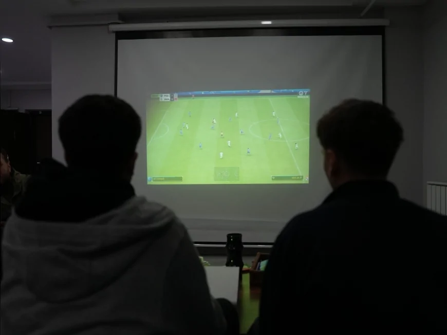 Düzce Belediyesi Gençlere Ücretsiz Sosyal Alan Açtı Genç Hareket Alanı Hizmete Girdi