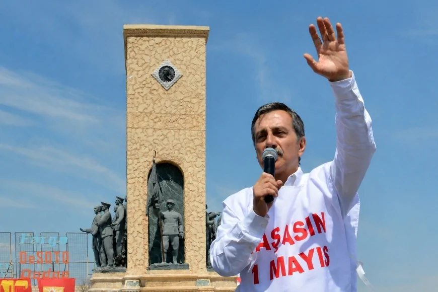 Tepebaşı Belediye Başkanı Ahmet Ataç: ''Emek Ertelenemez Alın Teri Bekletilemez''