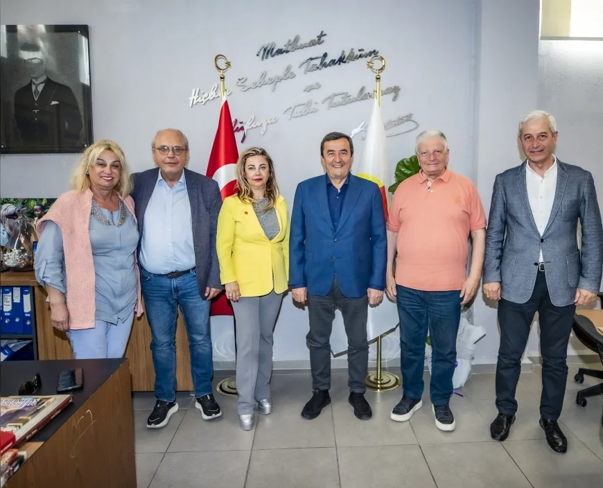 Konak Belediyesi Önceki Dönem Başkanı Abdül Batur: “İGC’nin çalışmalarını takip ediyor ve destekliyorum”