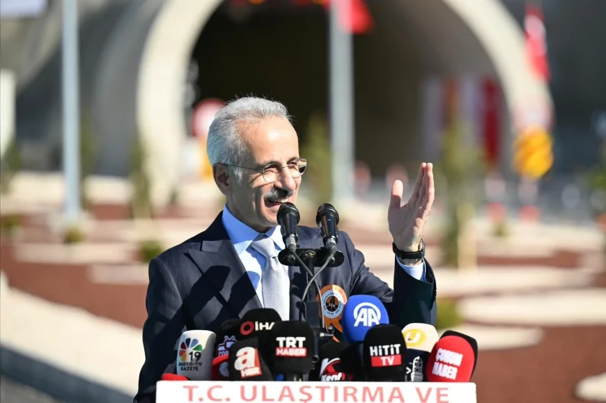 ULAŞTIRMA VE ALTYAPI BAKANI ABDULKADİR URALOĞLU: “ÇORUM-LAÇİN YOLU İLE SEYAHAT SÜRESİNİ YARI YARIYA AZALTTIK”